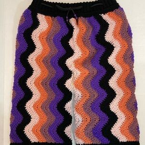 Unisex/Men’s Handmade Crochet Ripple/Wave Pattern Shorts- Size Small